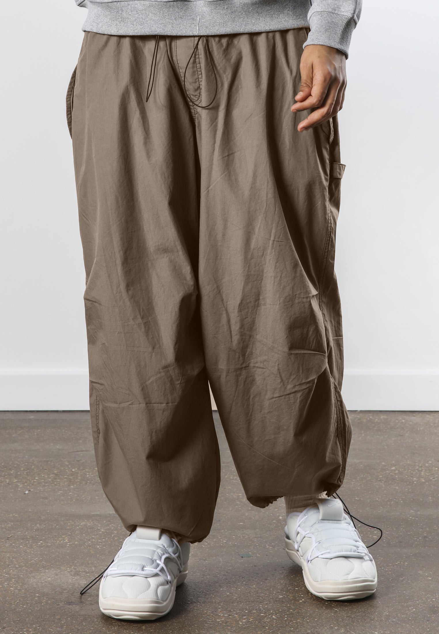 PARACHUTE PANTS FAWN